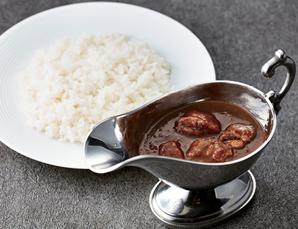 スパイス香る牛すじカレー