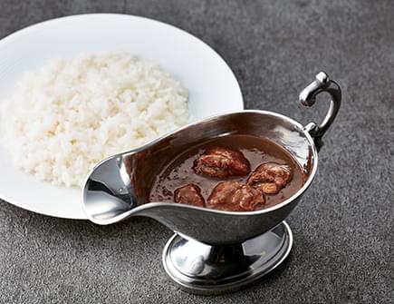 スパイス香る牛すじカレー2000