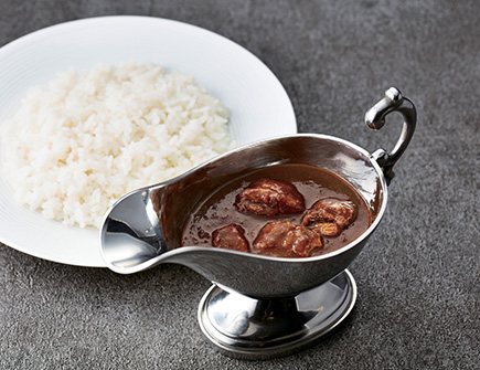 スパイス香る牛すじカレー1000