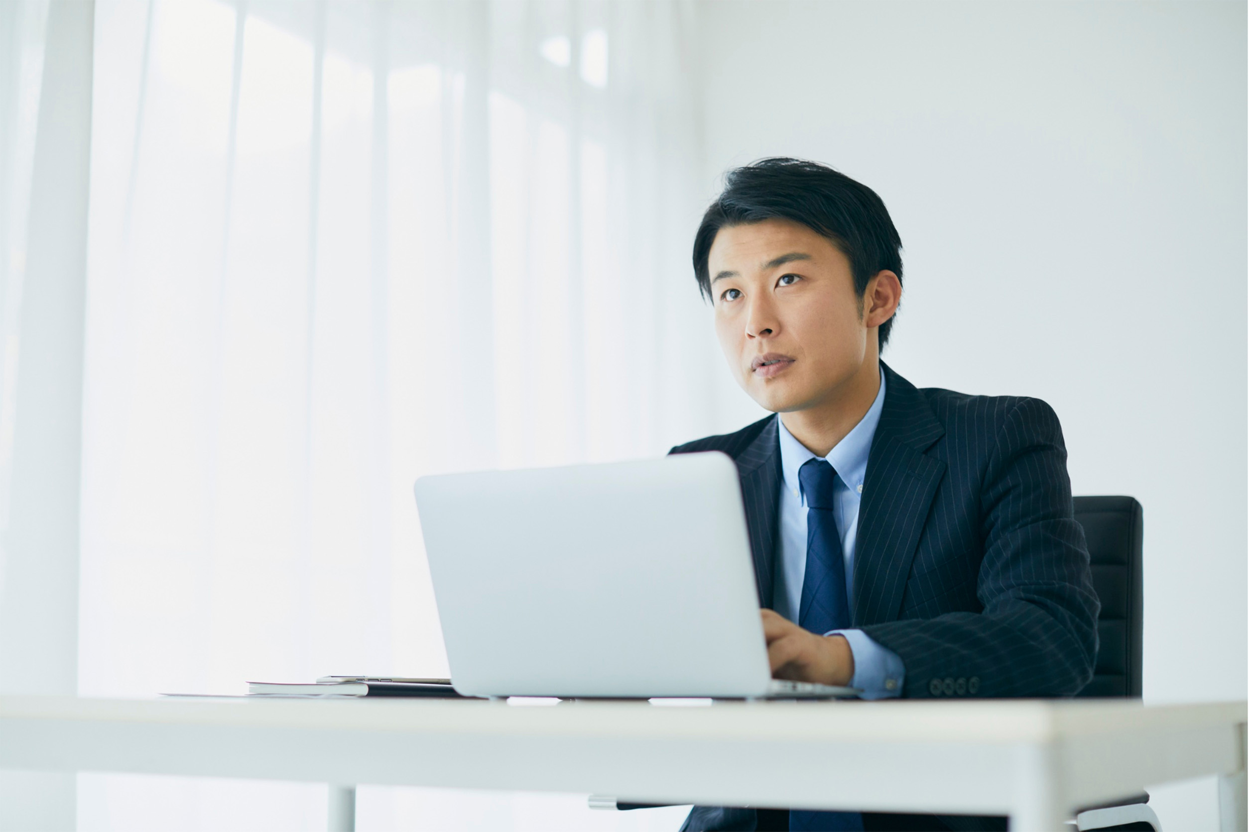 不動産広告の取引態様とは？記載が義務づけられる理由と売主・代理・媒介の違いを解説